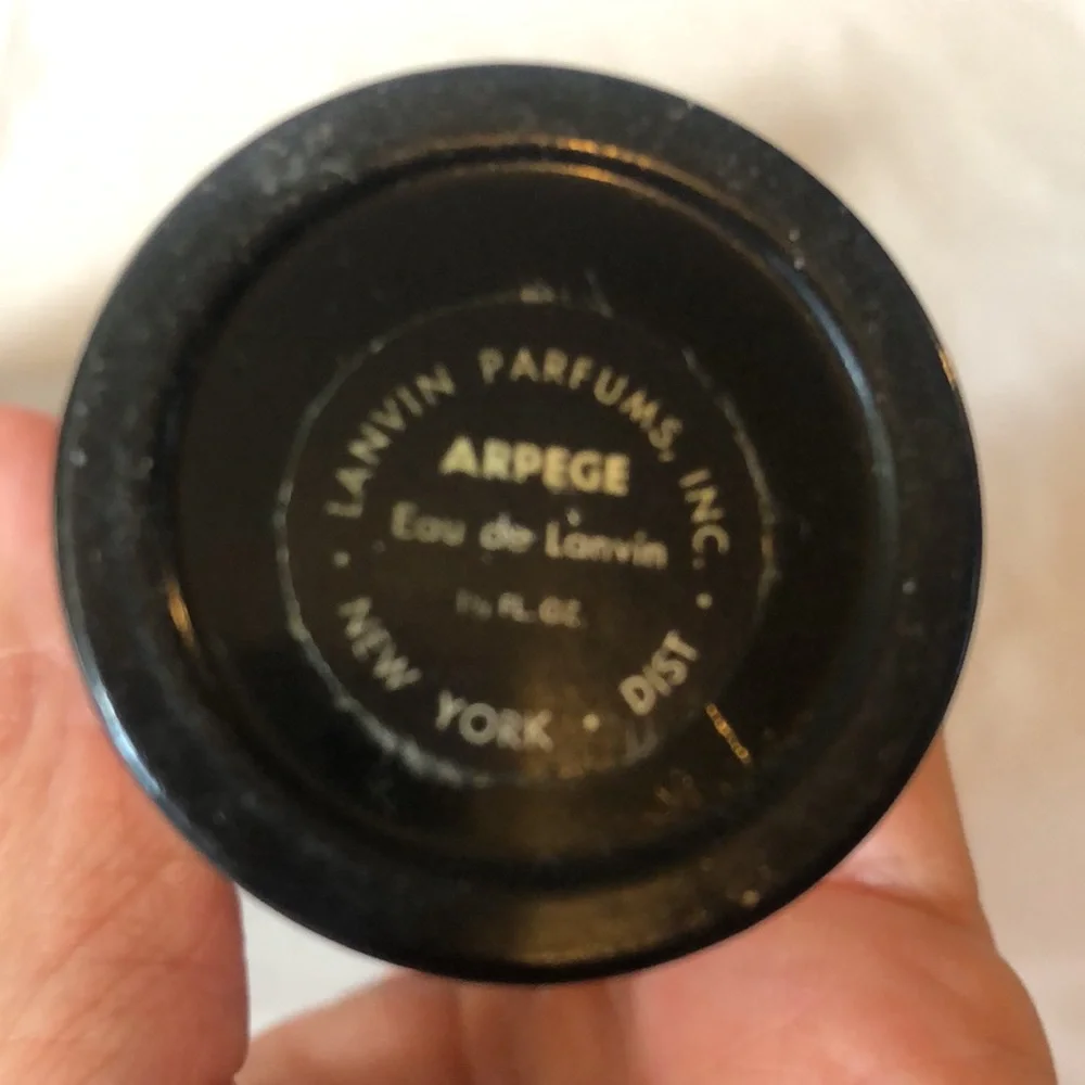 Lanvin Arpege talc (full) & cologne (1/3 full) vintage in very good condition